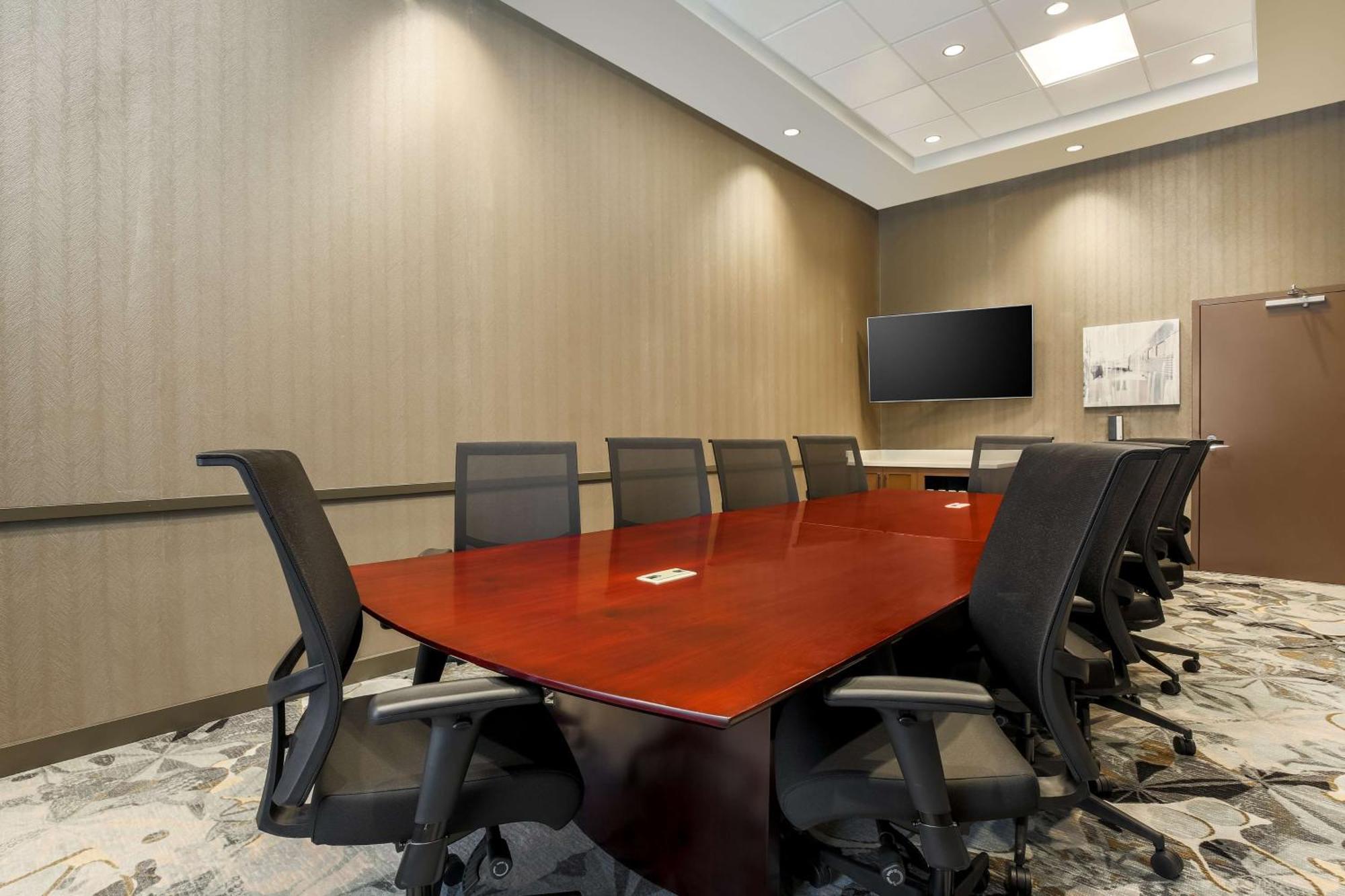 Hyatt Place Austin Hotel 4*